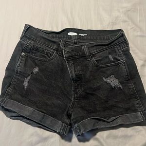 Old Navy boyfriend short size 6